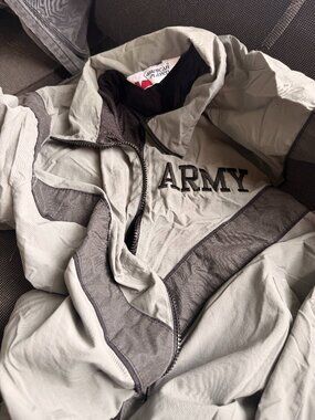 Vintage Army PT Jacket - Early 2000s - Medium